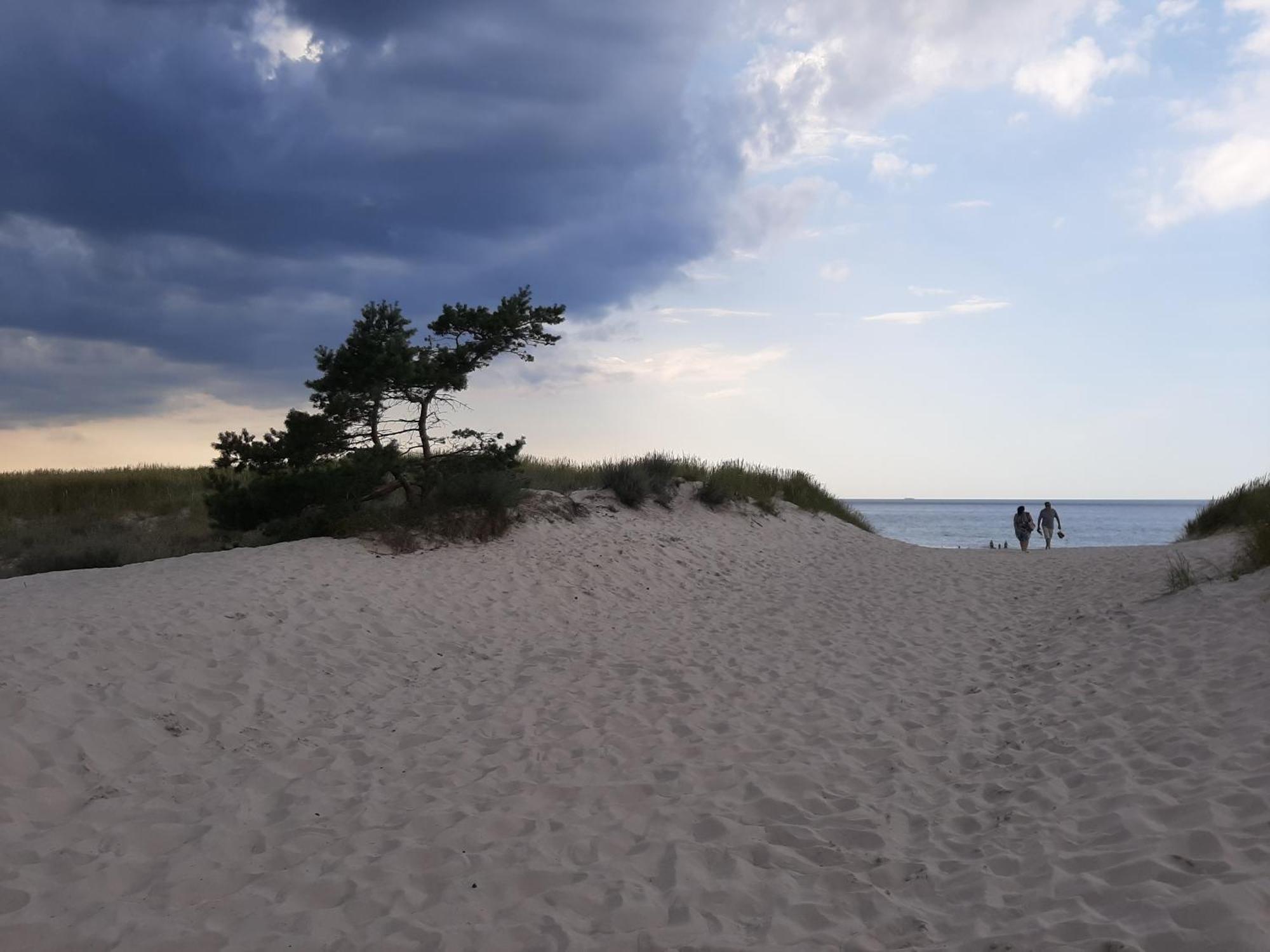 Czarcie Chatki Gardna Wielka Exteriör bild